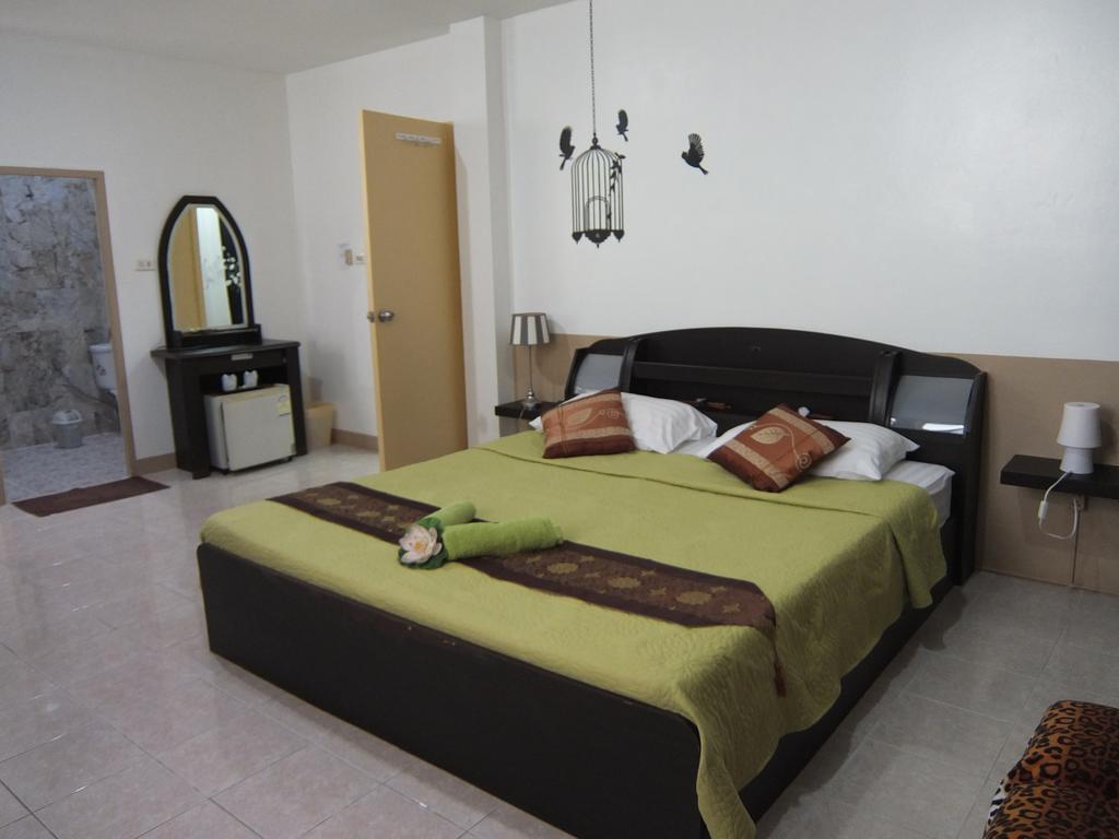 Similan Hotel Bang Tao Beach  Esterno foto